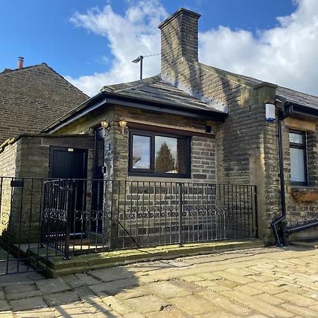 Unique Victorian Stable Conversion Χάλιφαξ Εξωτερικό φωτογραφία