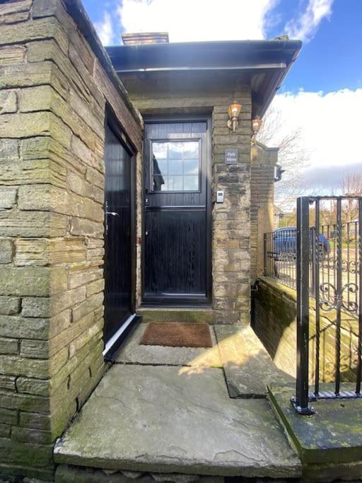 Unique Victorian Stable Conversion Χάλιφαξ Εξωτερικό φωτογραφία
