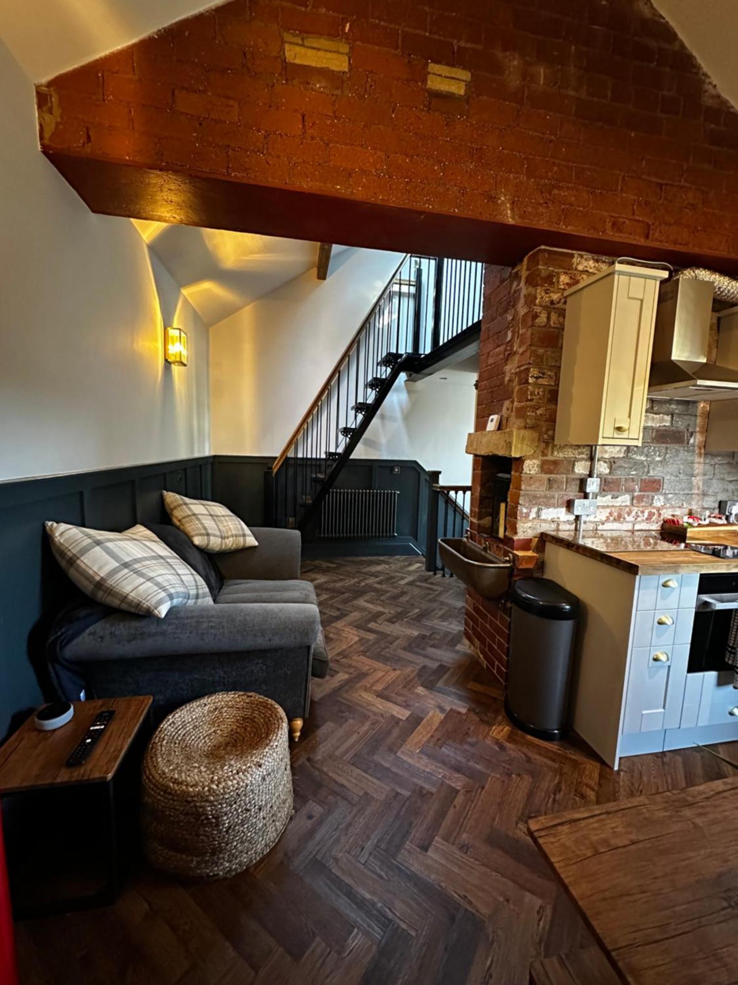 Unique Victorian Stable Conversion Χάλιφαξ Εξωτερικό φωτογραφία